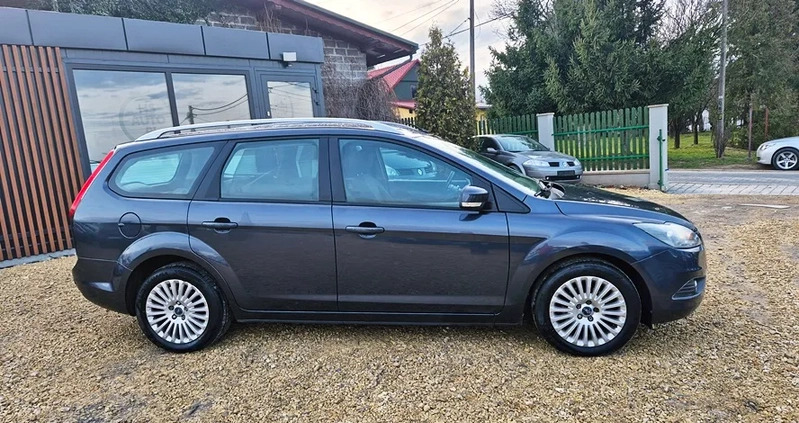 Ford Focus cena 16500 przebieg: 236000, rok produkcji 2009 z Pabianice małe 781